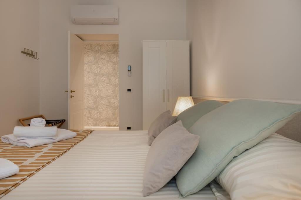 Foscolo 46 - Elegant Family Apartment Trieste Dış mekan fotoğraf