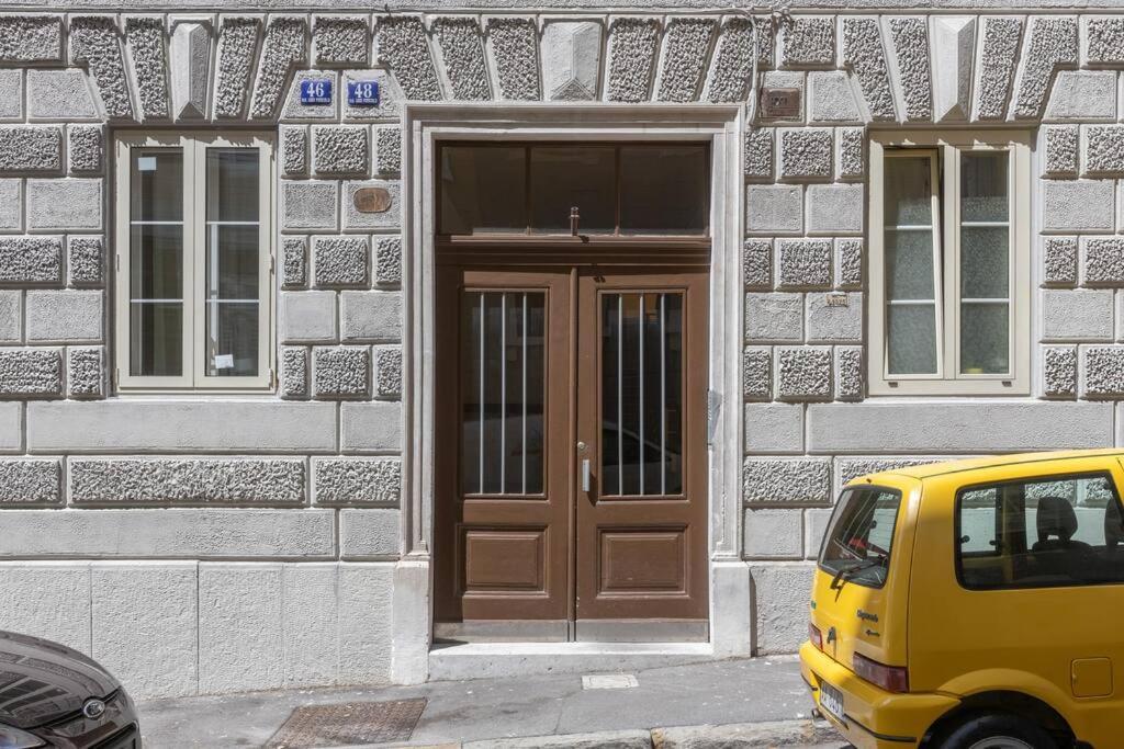 Foscolo 46 - Elegant Family Apartment Trieste Dış mekan fotoğraf