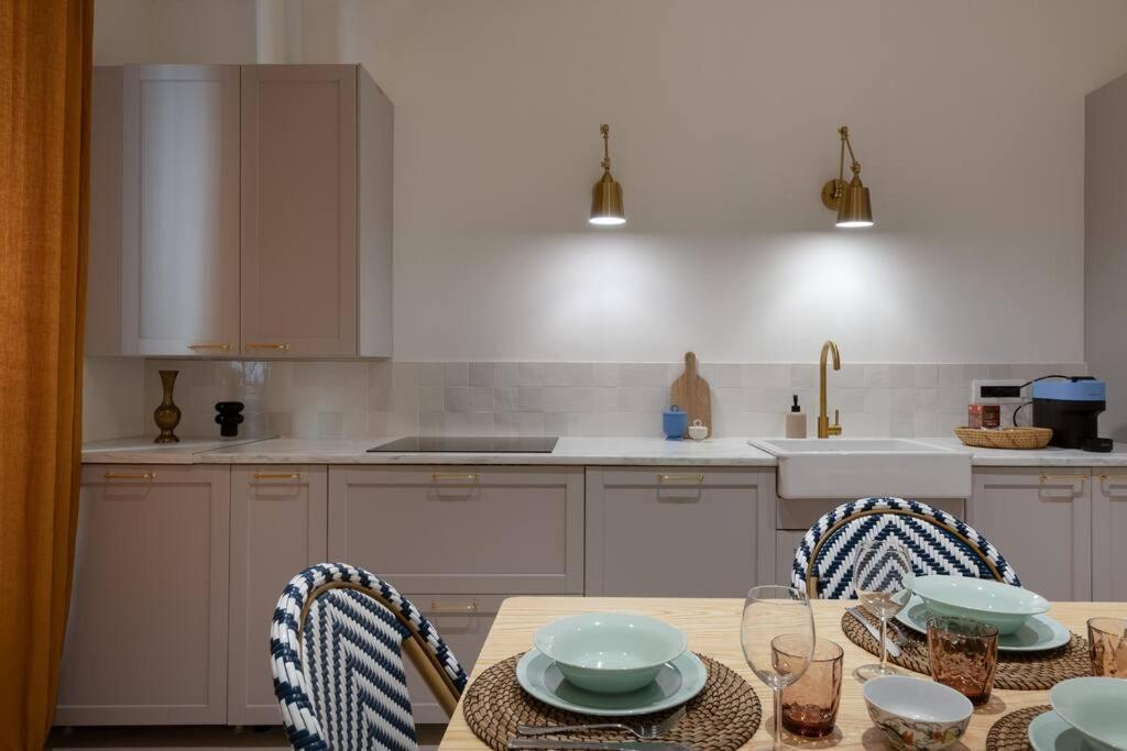 Foscolo 46 - Elegant Family Apartment Trieste Dış mekan fotoğraf